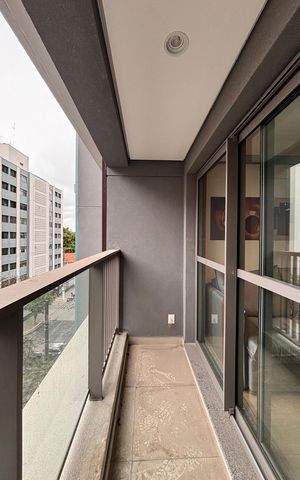 Apartamento à venda com 33m², 1 quarto e sem vaga Apartamento à venda com 33m², 1 quarto e sem vagaVaranda