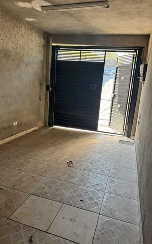 Casa para alugar com 55m², 1 quarto e 1 vaga Casa para alugar com 55m², 1 quarto e 1 vagaGaragem