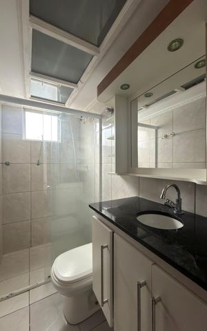 Apartamento à venda com 56m², 2 quartos e 1 vaga Apartamento à venda com 56m², 2 quartos e 1 vagaBanheiro Social