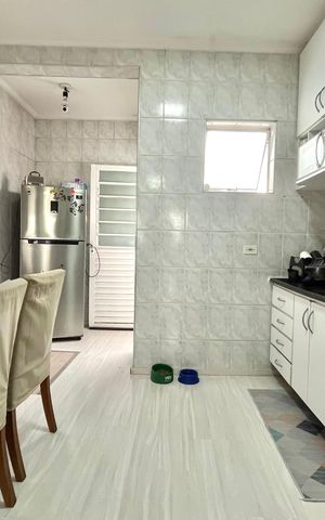 Casa de condomínio à venda com 60m², 2 quartos e 1 vaga Casa de condomínio à venda com 60m², 2 quartos e 1 vagaCozinha