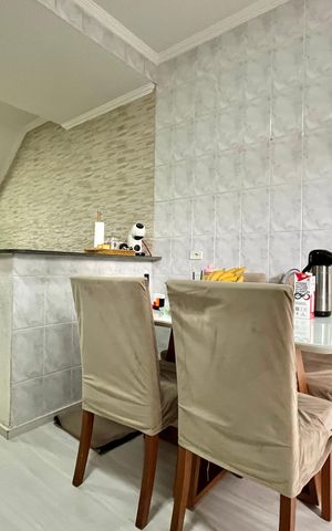 Casa de condomínio à venda com 60m², 2 quartos e 1 vaga Casa de condomínio à venda com 60m², 2 quartos e 1 vagaCozinha