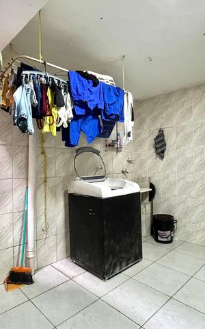 Casa de condomínio à venda com 60m², 2 quartos e 1 vaga Casa de condomínio à venda com 60m², 2 quartos e 1 vagaÁrea de Serviço