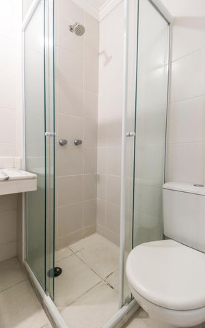 Apartamento à venda com 61m², 2 quartos e 1 vaga Apartamento à venda com 61m², 2 quartos e 1 vagaBanheiro 2