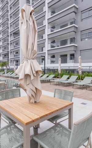 Apartamento à venda com 34m², 1 quarto e sem vaga Apartamento à venda com 34m², 1 quarto e sem vagaÁrea comum - Piscina