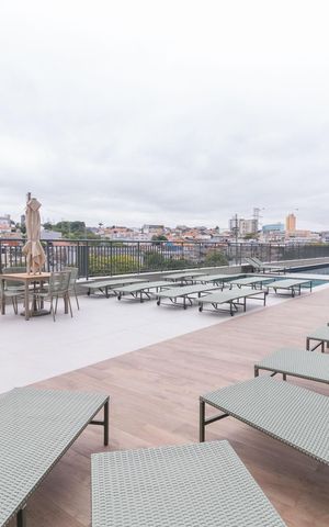 Apartamento à venda com 34m², 1 quarto e sem vaga Apartamento à venda com 34m², 1 quarto e sem vagaÁrea comum - Piscina