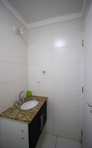 Apartamento para alugar com 184m², 3 quartos e 2 vagas Apartamento para alugar com 184m², 3 quartos e 2 vagasBanheiro