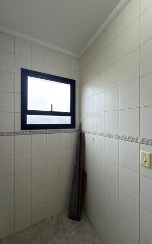 Apartamento para alugar com 129m², 2 quartos e 2 vagas Apartamento para alugar com 129m², 2 quartos e 2 vagasBanheiro de serviço