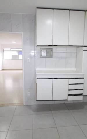 Apartamento para alugar com 127m², 3 quartos e 2 vagasCozinha