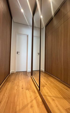 Apartamento à venda com 142m², 4 quartos e 3 vagas Apartamento à venda com 142m², 4 quartos e 3 vagasCorredor