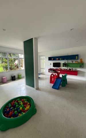 Apartamento à venda com 142m², 4 quartos e 3 vagas Apartamento à venda com 142m², 4 quartos e 3 vagasBrinquedoteca