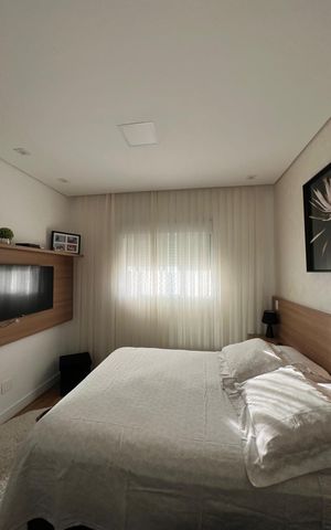Apartamento à venda com 142m², 4 quartos e 3 vagas Apartamento à venda com 142m², 4 quartos e 3 vagasQuarto