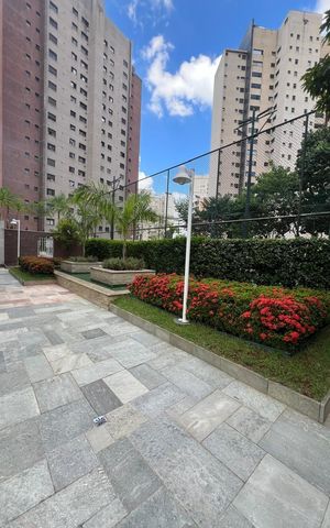 Apartamento à venda com 142m², 4 quartos e 3 vagas Apartamento à venda com 142m², 4 quartos e 3 vagasÁrea Externa