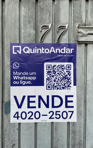 Casa à venda com 294m², 0 quarto e 2 vagas Casa à venda com 294m², 0 quarto e 2 vagasFachada