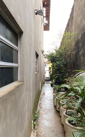 Casa à venda com 294m², 0 quarto e 2 vagas Casa à venda com 294m², 0 quarto e 2 vagasÁrea externa
