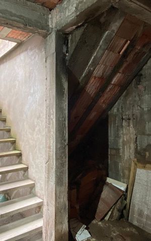 Casa à venda com 294m², 0 quarto e 2 vagas Casa à venda com 294m², 0 quarto e 2 vagasGaragem