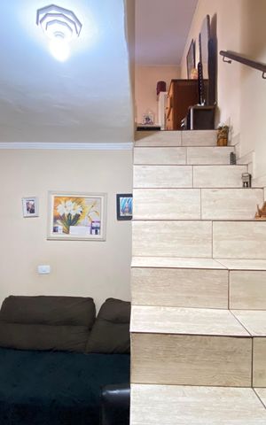 Casa à venda com 294m², 0 quarto e 2 vagas Casa à venda com 294m², 0 quarto e 2 vagasSala