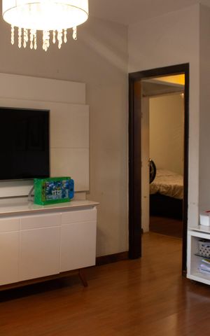 Casa à venda com 210m², 2 quartos e 2 vagas Casa à venda com 210m², 2 quartos e 2 vagasSala