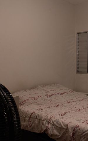 Casa à venda com 210m², 2 quartos e 2 vagas Casa à venda com 210m², 2 quartos e 2 vagasQuarto 1