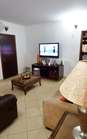 Casa para alugar com 438m², 4 quartos e 4 vagasSala