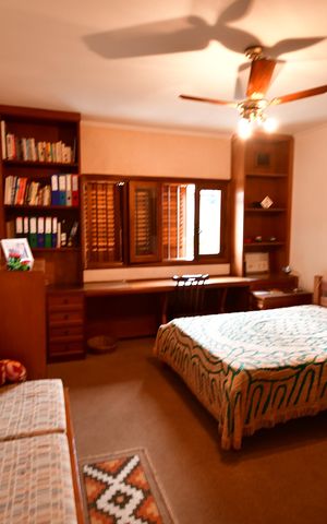 Casa para alugar com 438m², 4 quartos e 4 vagasQuarto 2
