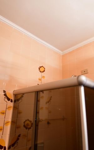 Casa para alugar com 438m², 4 quartos e 4 vagasBanheiro Social