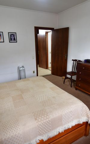 Casa para alugar com 438m², 4 quartos e 4 vagasQuarto 3 - Suíte