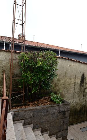 Casa para alugar com 438m², 4 quartos e 4 vagasQuarto 2 - Vista