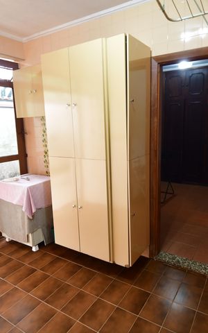 Casa para alugar com 438m², 4 quartos e 4 vagasÁrea de Serviço
