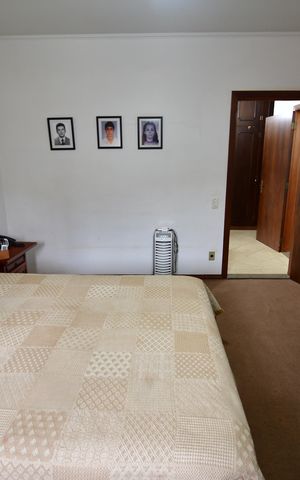 Casa para alugar com 438m², 4 quartos e 4 vagasQuarto 3 - Suíte