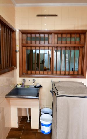 Casa para alugar com 438m², 4 quartos e 4 vagasÁrea de Serviço