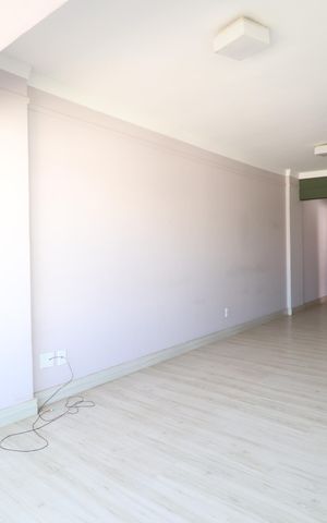 Apartamento para alugar com 90m², 3 quartos e 2 vagasSala