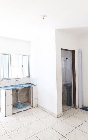 Casa à venda com 250m², 1 quarto e sem vaga