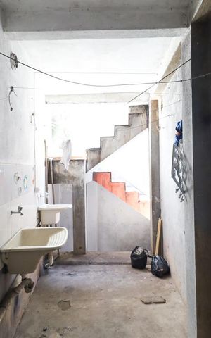 Casa à venda com 250m², 1 quarto e sem vaga