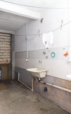 Casa à venda com 250m², 1 quarto e sem vaga