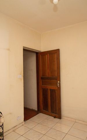 Casa à venda com 310m², 2 quartos e 9 vagas Casa à venda com 310m², 2 quartos e 9 vagasQuarto 2