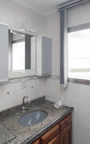 Apartamento para alugar com 90m², 2 quartos e 1 vaga Apartamento para alugar com 90m², 2 quartos e 1 vagaBanheiro 1