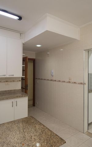 Apartamento para alugar com 90m², 2 quartos e 1 vaga Apartamento para alugar com 90m², 2 quartos e 1 vagaCozinha - Armários