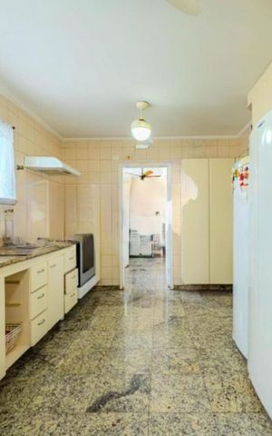 Apartamento à venda com 330m², 4 quartos e 4 vagas