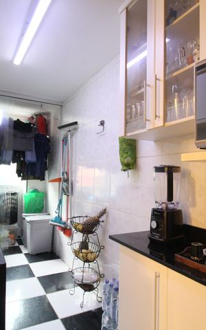 Apartamento à venda com 55m², 2 quartos e 1 vagaCozinha