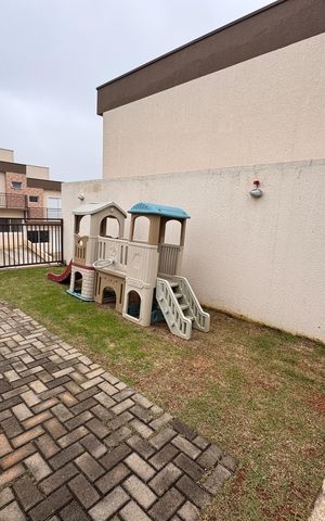 Casa de condomínio para alugar com 77m², 3 quartos e 2 vagas Casa de condomínio para alugar com 77m², 3 quartos e 2 vagasÁrea comum - Playground