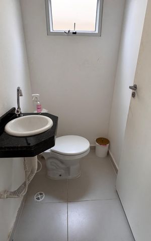 Casa de condomínio para alugar com 77m², 3 quartos e 2 vagas Casa de condomínio para alugar com 77m², 3 quartos e 2 vagasLavabo