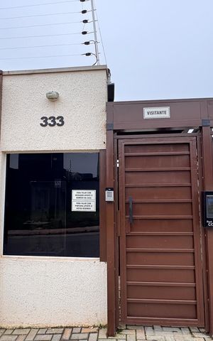 Casa de condomínio para alugar com 77m², 3 quartos e 2 vagas Casa de condomínio para alugar com 77m², 3 quartos e 2 vagasFachada e portaria