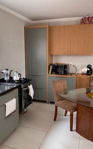 Casa de condomínio para alugar com 77m², 3 quartos e 2 vagas Casa de condomínio para alugar com 77m², 3 quartos e 2 vagasCozinha - Armários