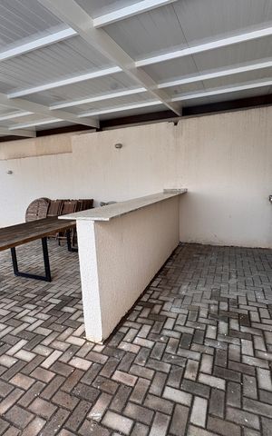 Casa de condomínio para alugar com 77m², 3 quartos e 2 vagas Casa de condomínio para alugar com 77m², 3 quartos e 2 vagasÁrea comum - Churrasqueira