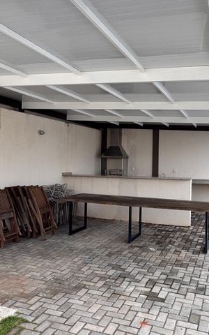 Casa de condomínio para alugar com 77m², 3 quartos e 2 vagas Casa de condomínio para alugar com 77m², 3 quartos e 2 vagasÁrea comum - Churrasqueira