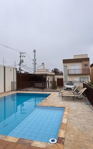 Casa de condomínio para alugar com 77m², 3 quartos e 2 vagas Casa de condomínio para alugar com 77m², 3 quartos e 2 vagasÁrea comum - Piscina