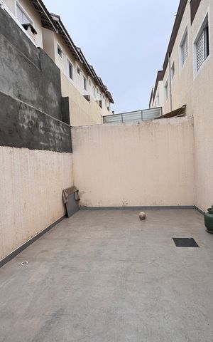 Casa de condomínio para alugar com 77m², 3 quartos e 2 vagas Casa de condomínio para alugar com 77m², 3 quartos e 2 vagasQuintal