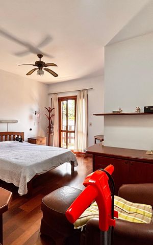 Casa de condomínio à venda com 650m², 4 quartos e 3 vagas Casa de condomínio à venda com 650m², 4 quartos e 3 vagasSuíte 1