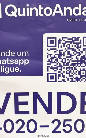 Casa de condomínio à venda com 650m², 4 quartos e 3 vagas Casa de condomínio à venda com 650m², 4 quartos e 3 vagasPlaca