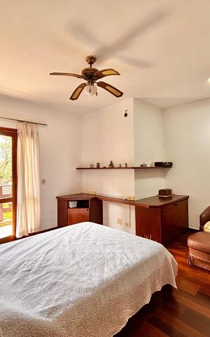 Casa de condomínio à venda com 650m², 4 quartos e 3 vagas Casa de condomínio à venda com 650m², 4 quartos e 3 vagasSuíte 1